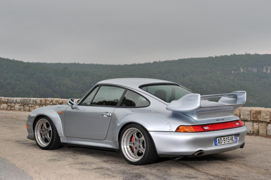 Porsche 911 GT2 1996 года  (фото 2 из 22)